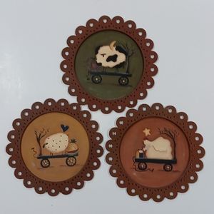 Folkart Metal Scalloped Plates - Chicken Cow Sheep